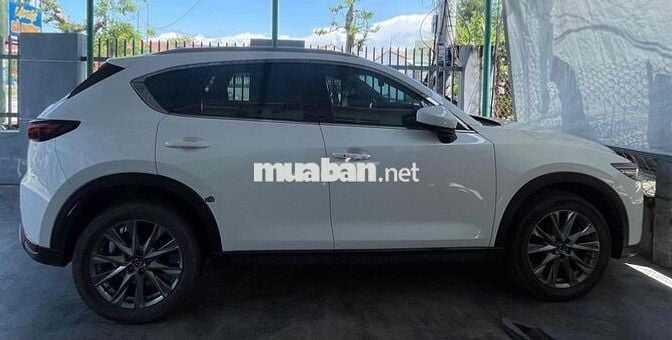 Mazda CX5 Deluxe 2022 Trắng 28.000 km