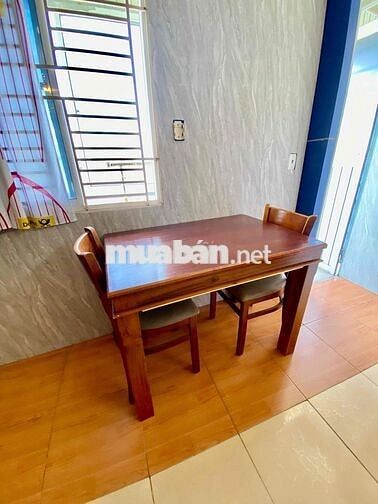 Phòng full nội thất ban công có máy giặt gần cv làng hoa