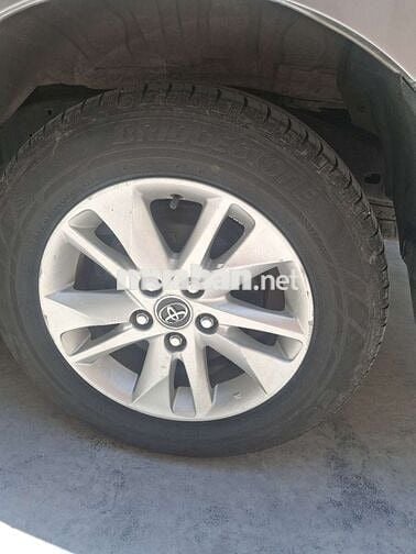 Toyota Innova 2017 Bạc