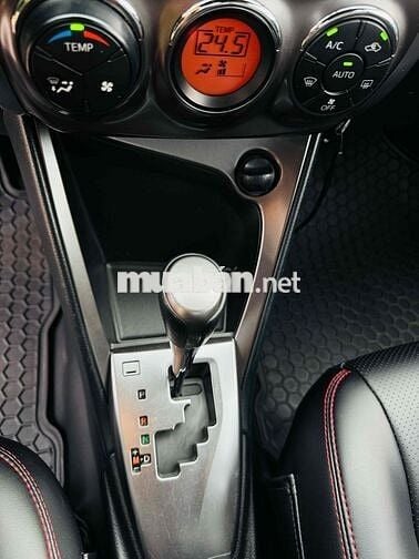 Toyota Yaris 1.5G AT 2017 Tự động Đỏ