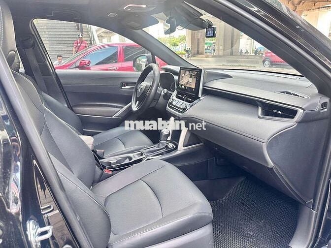 Toyota Hà Đông bán Corolla Cross 1.8V 2025