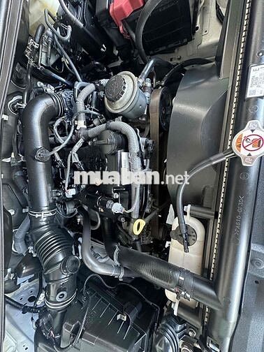 Toyota Innova 2018 2.0E Số sàn Trắng
