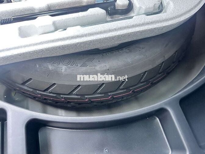 Toyota Hà Đông bán Corolla Cross 1.8V 2025