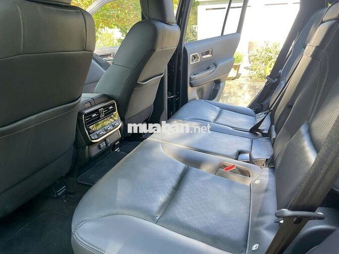 Toyota Land Cruiser 2024 Đen 18000 km