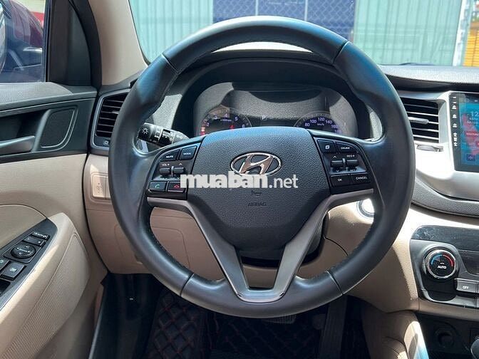 Hyundai Tucson ATH 2017 màu đỏ pha lê