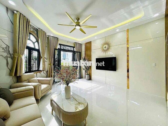 BÁN NHANH SIÊU PHẨM NHÀ ĐẸP CHỈ 8,X TỶ ĐƯỜNG Ô TÔ