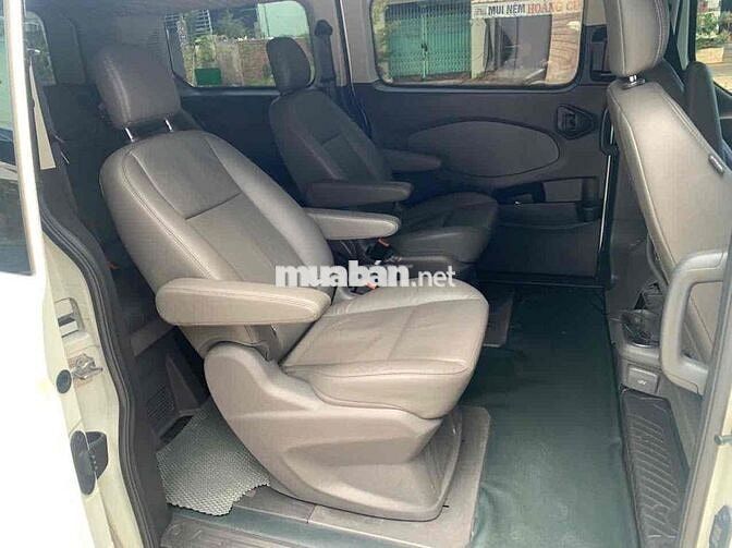 Ford Tourneo Titanium AT 2020 Trắng