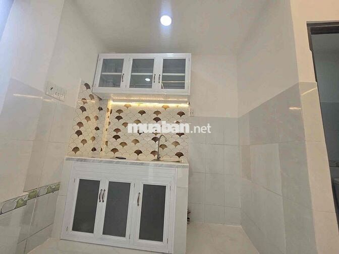 Nhà Mặt Tiền Hẻm 6M - Kinh Doanh Tốt