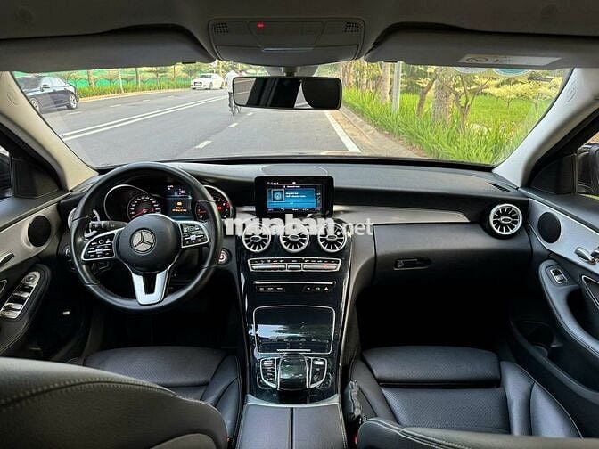Mercedes-Benz C180 2020 Đen 50000 km