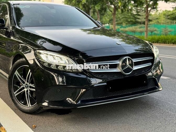 Mercedes-Benz C180 2020 Đen 50000 km