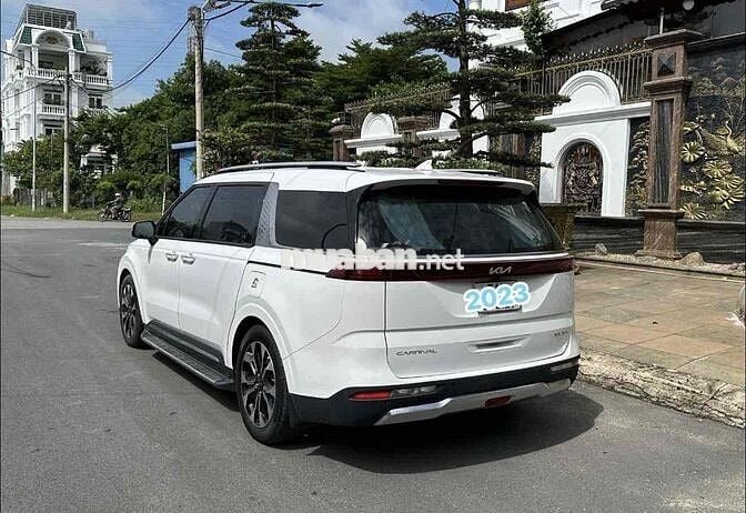 Kia Carnival Sig 7S Limosine Vip 2023 Full Xăng