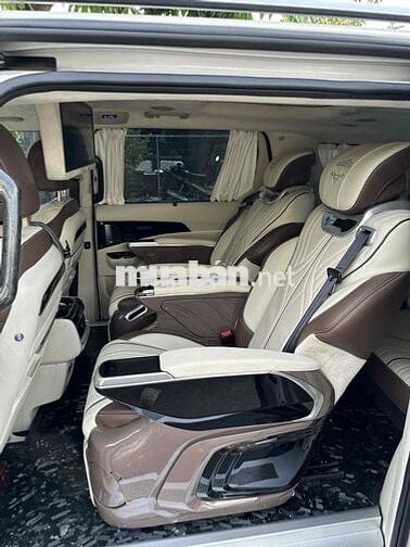 Kia Carnival Sig 7S Limosine Vip 2023 Full Xăng