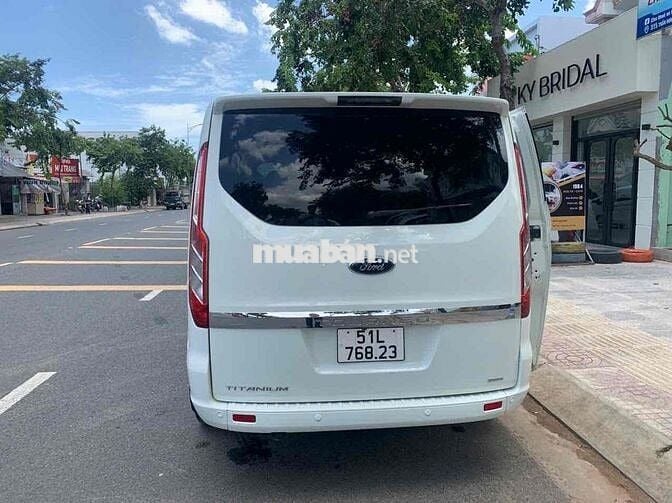 Ford Tourneo Titanium AT 2020 Trắng