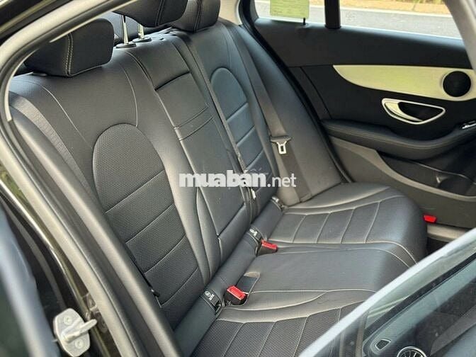 Mercedes-Benz C180 2020 Đen 50000 km