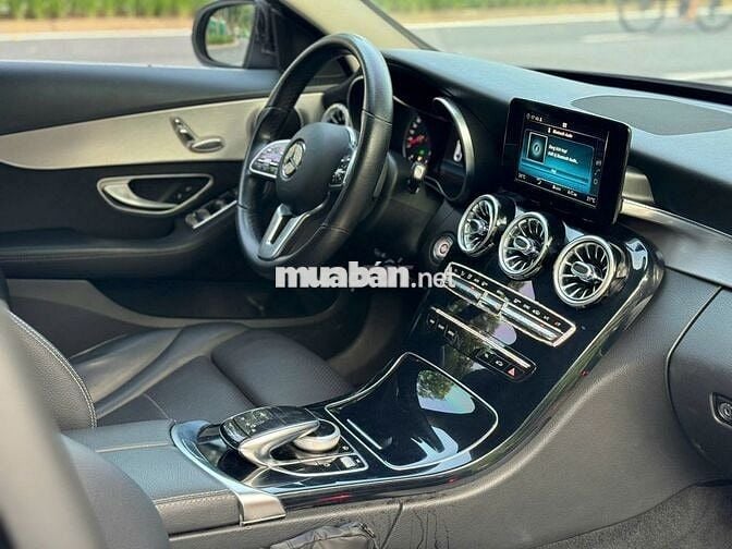 Mercedes-Benz C180 2020 Đen 50000 km