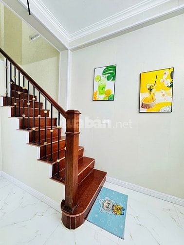 - Bán căn hộ tập thể Phương Mai, Đống Đa, siêu rẻ, 20m2, 4.85 tỷ