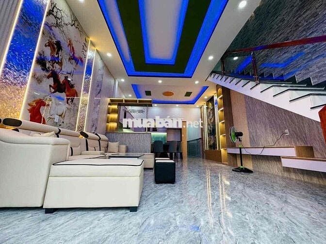 Nhà Phố Hiện Đại Mặt Tiền Kinh Doanh
