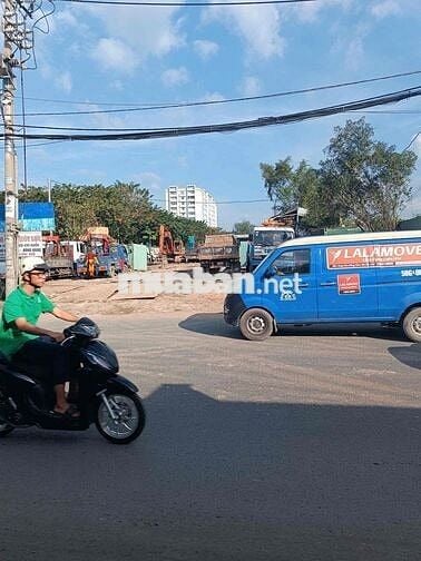 tuyển tài xế bằng C, thợ phụ, lơ xe và thợ hàn