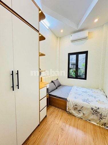 - Bán căn hộ tập thể Phương Mai, Đống Đa, siêu rẻ, 20m2, 4.85 tỷ