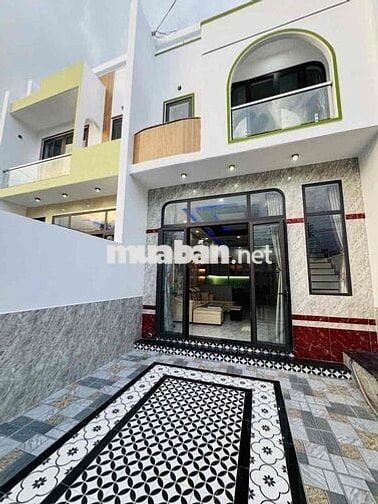 Nhà Phố Hiện Đại Mặt Tiền Kinh Doanh