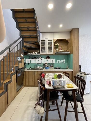 Nhà mới sạch đẹp, tối giản, hẻm xe hơi gần Lotte Mart Nguyễn Văn Lượng