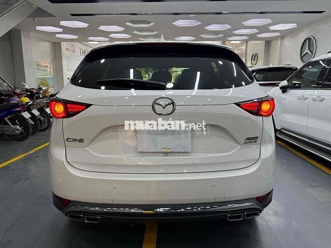 Mazda CX5 2.0 Luxury 2020 Trắng chuẩn