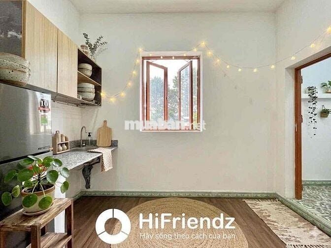 Phòng 40m2 - 1 Phòng ngủ Tách bếp thoáng mặt tiền Hùng Vương Quận 5