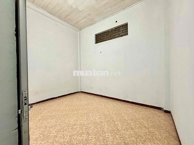 PHÒNG STUDIO MÁY LẠNH CẠNH CVPM, CĐ FPT