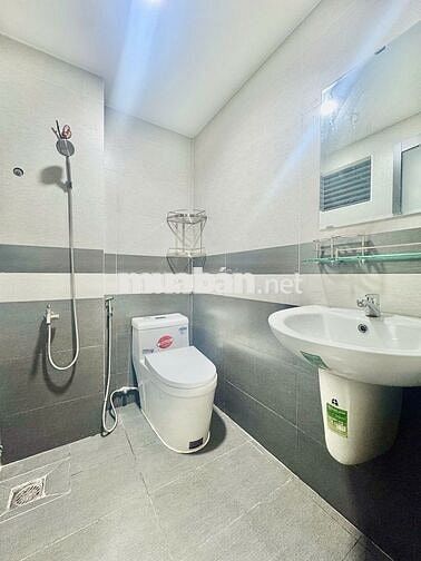 Studio full tiện nghi thoáng,sạch - Nguyễn Phúc Chu cạnh Phạm Văn Bạch