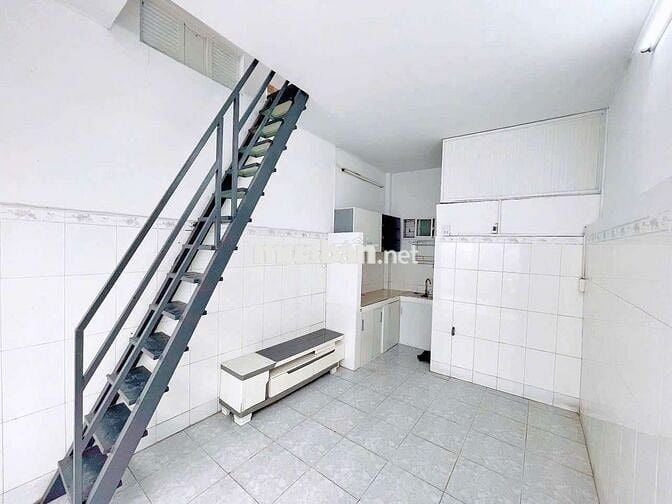 Cho thuê nhà nguyên căn hẻm 308 Huỳnh Tấn Phát 