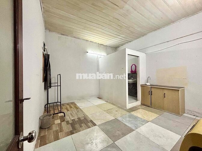 PHÒNG STUDIO MÁY LẠNH CẠNH CVPM, CĐ FPT