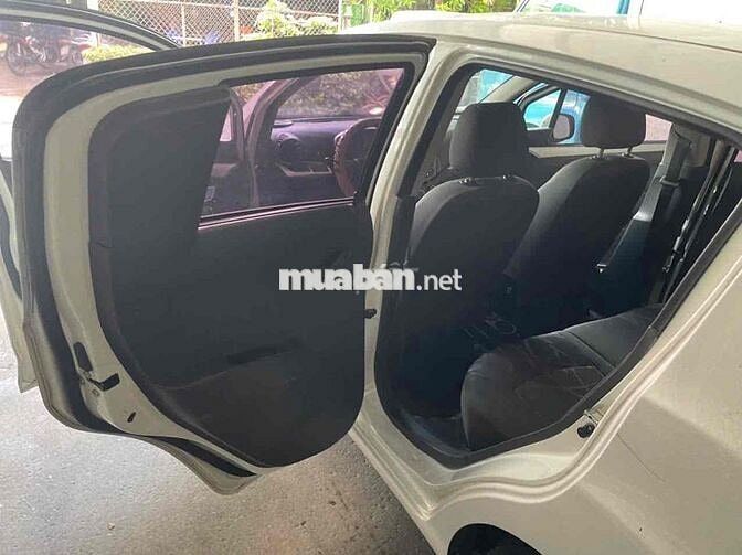 Chevrolet Spark 2017 Trắng san