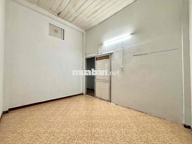 PHÒNG STUDIO MÁY LẠNH CẠNH CVPM, CĐ FPT