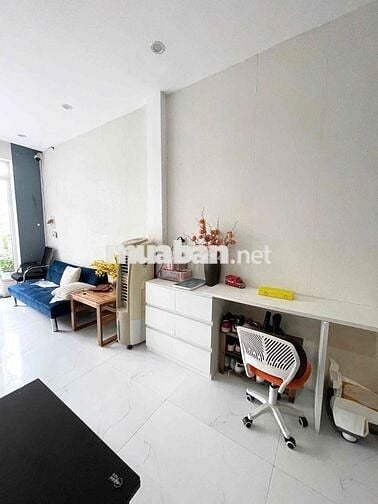 Nhà 3 tầng kiệt 447 phạm văn đồng