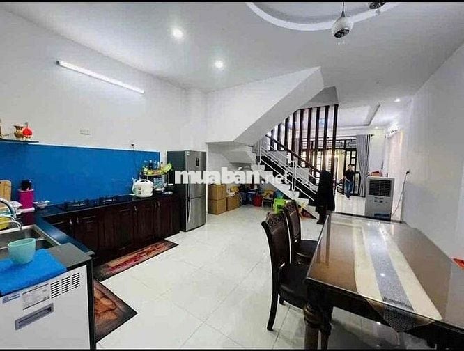 Nhà Đặng Thai Mai Hòn Rớ 1 Phước Đồng Nha Trang