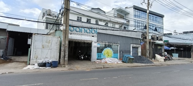 Cho Thuê Nhà Mở TT Thương mại Tổng DT 1000m2. Q12