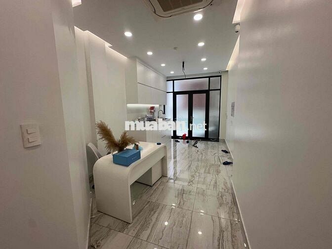 CHO THUÊ NHÀ MẶT TIỀN BÙI THỊ XUÂN, PHƯỜNG BẾN THÀNH, QUẬN 1