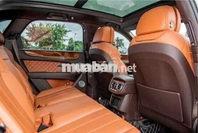 Bentley Bentayga 4.0 V8 2020 - 9 Tỷ 600 Triệu