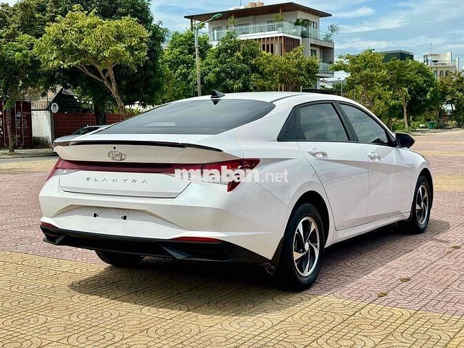 Hyundai Elantra 1.6L AT 2024 Trắng 22000 km