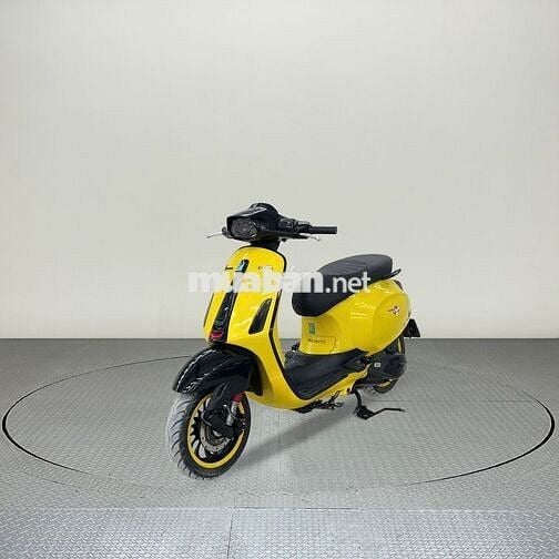 Piaggio Vespa Sprint 125 ABS Vàng 35.000 km