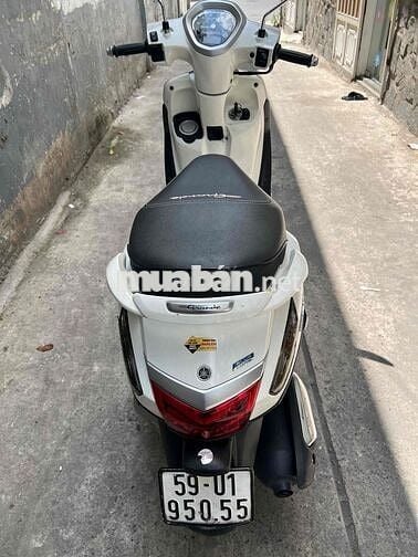 Yamaha Grande Trắng