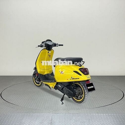 Piaggio Vespa Sprint 125 ABS Vàng 35.000 km