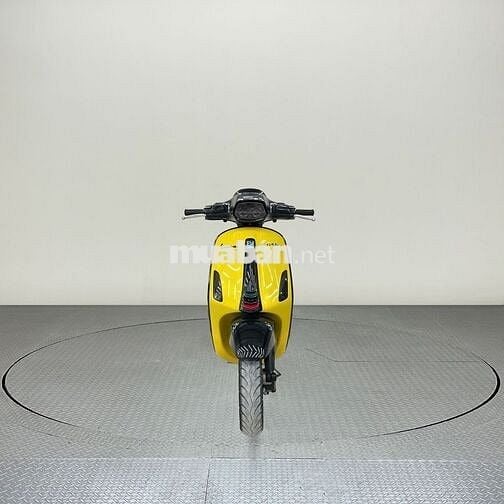 Piaggio Vespa Sprint 125 ABS Vàng 35.000 km