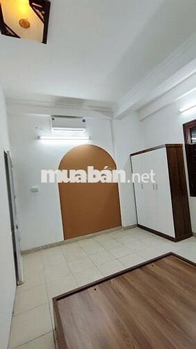 Chính chủ cho thuê 2 phòng Full nội thất ngõ 766 La Thành To