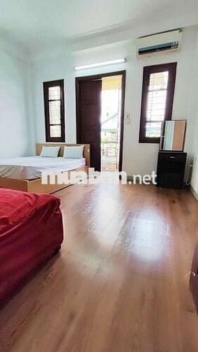 Chính chủ cho thuê 2 phòng Full nội thất ngõ 766 La Thành To