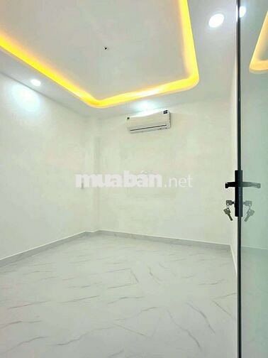 🔥🔥🔥BÁN NHÀ TO ĐÙNG MỚI HOÀN THIỆN - HẼM TRƯỚC NHÀ 4M - GIÁP QUẬN 7🔥🔥🔥