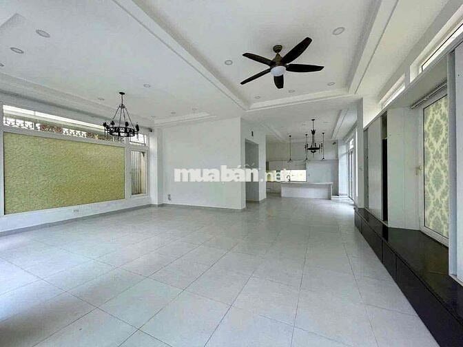 CHO THUÊ BIỆT THỰ TẤN TRƯỜNG QUẬN 7, 12x24M, TRỆT 2 LẦU ST, 40 TRIỆU