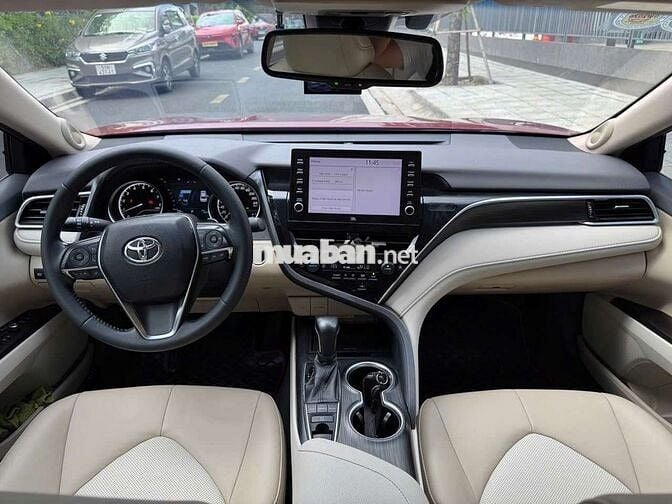TOYOTA CAMRY 2.5Q
-  2022