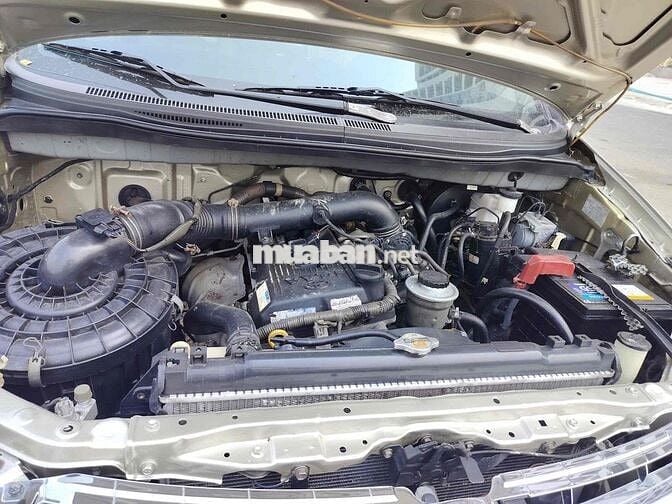Toyota Innova 2009 Tự động Vàng cát