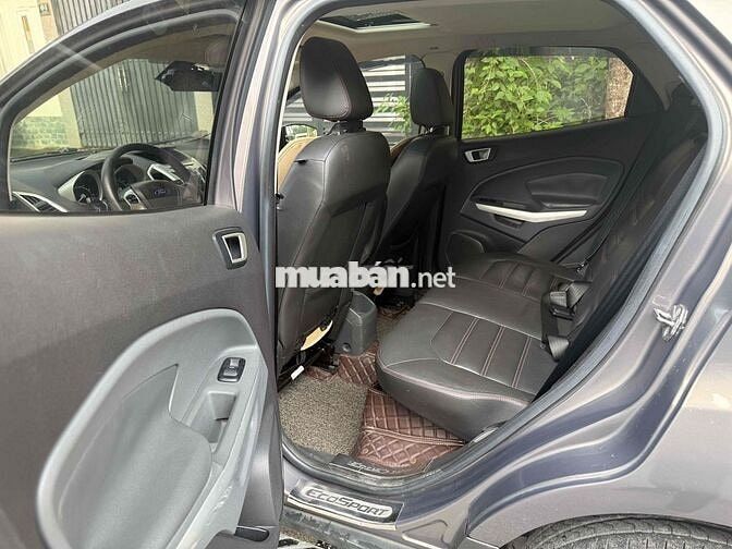Ford EcoSport Titanium Xám 5 chỗ
